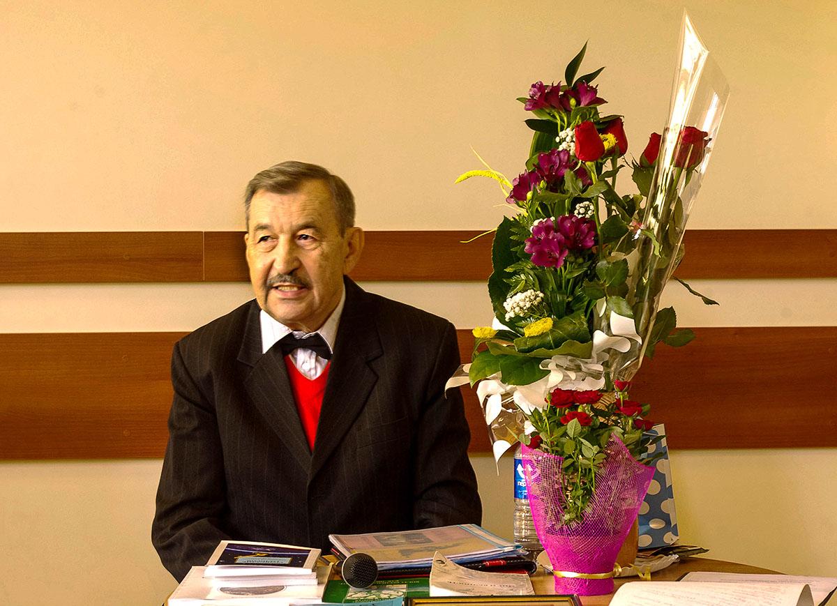 Susitikimas su poetu G. Počujevu