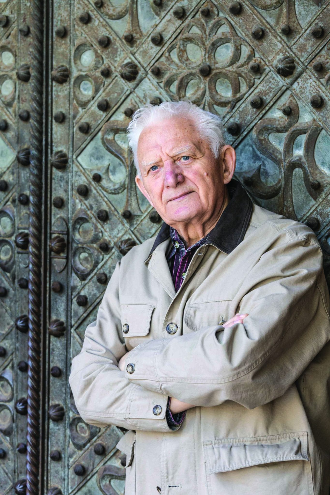 Nacionalinė Lietuvos bibliotekų savaitė | Alberto Gursko kaligrafijos darbų paroda „Tekstai. Lietuvai“ Lazdynų bibliotekoje