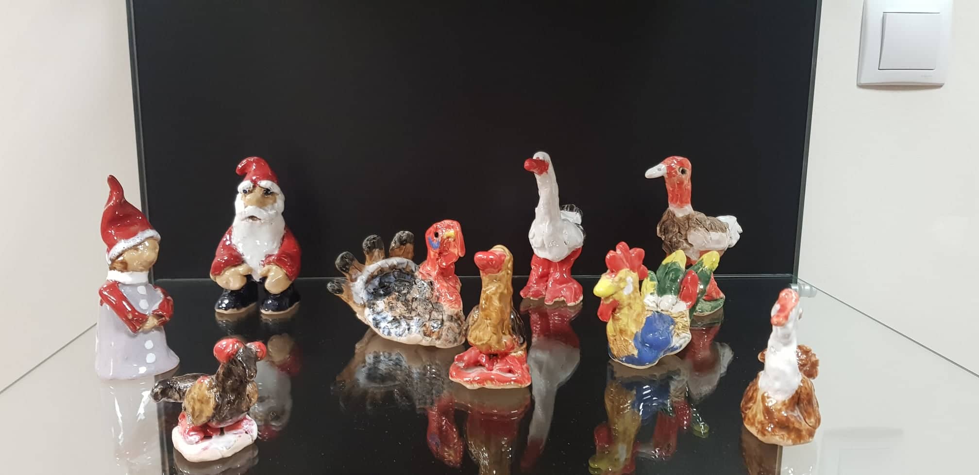 Dienos centro „Mes esame“ keramikos ir audimo užimtumo grupių lankytojų darbų paroda